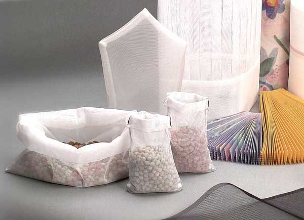 Knitted fabrics for filter and agro industry